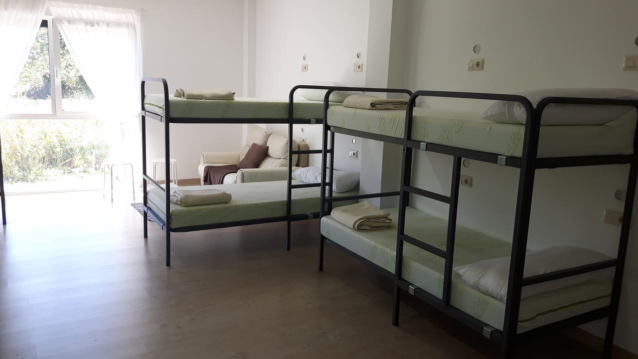 Albergue O Trisquel O Pedrouzo Ngoại thất bức ảnh