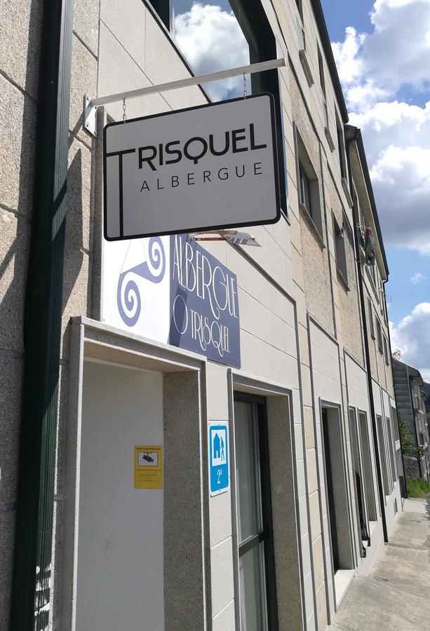 Albergue O Trisquel O Pedrouzo Ngoại thất bức ảnh
